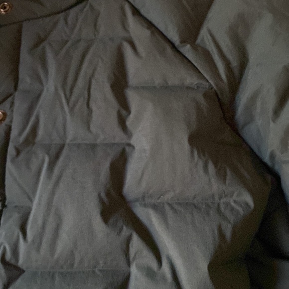 Mountain hardware dawn puffer jacket. New with tags - Picture 5 of 6